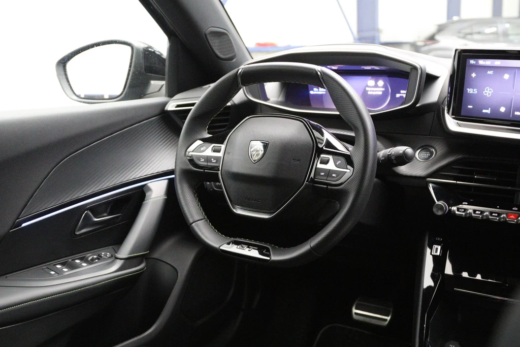 Peugeot e-2008 – foto 10