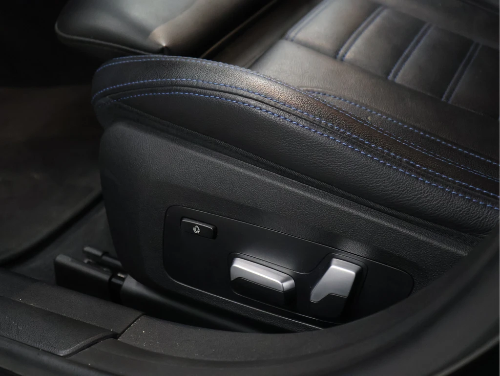 BMW i4 – foto 30