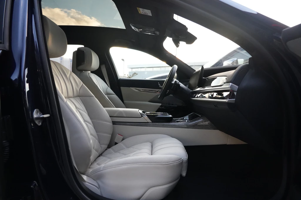 BMW 7 Serie – foto 8