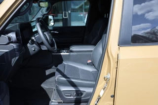 Toyota Land Cruiser – thumbnail 12