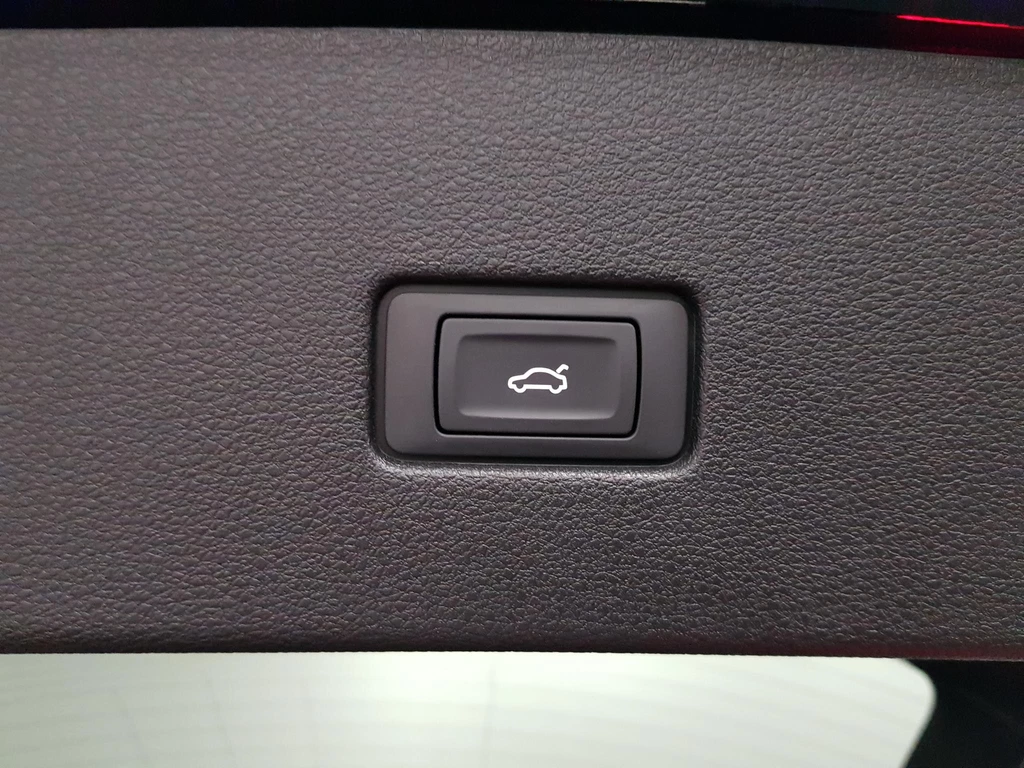Audi Q8 – foto 33