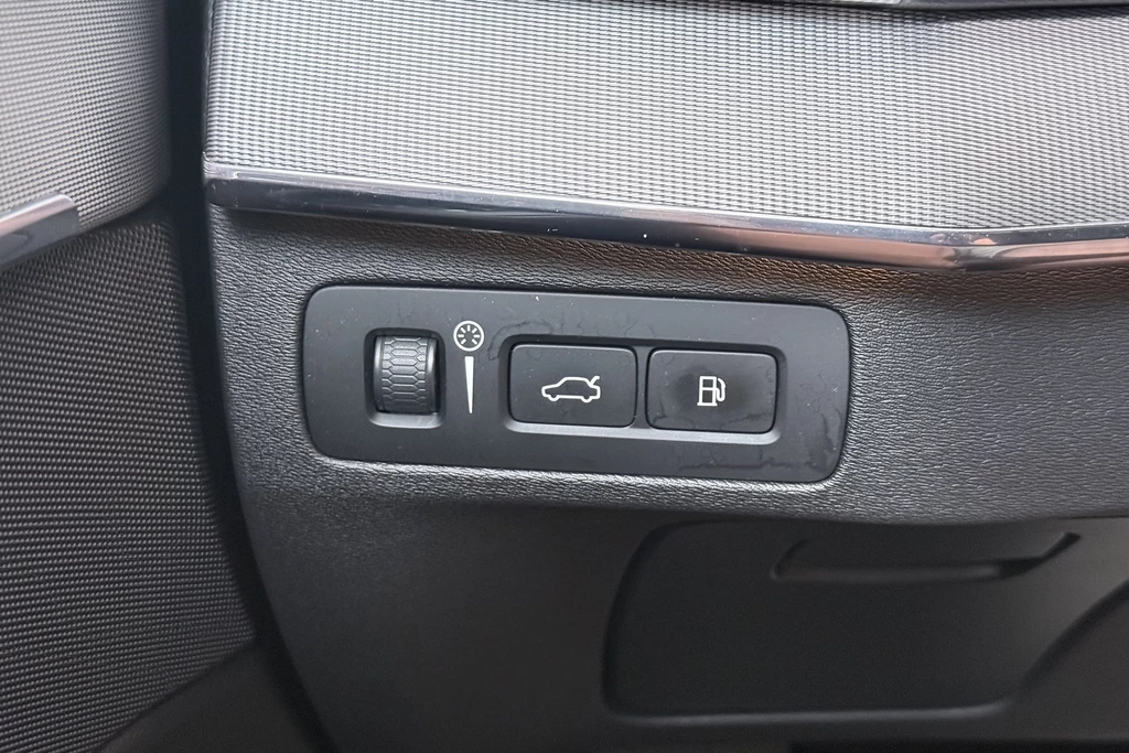 Volvo XC90 – foto 29