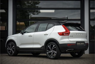 Volvo XC40 – thumbnail 2