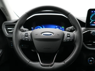 Ford Kuga – thumbnail 33