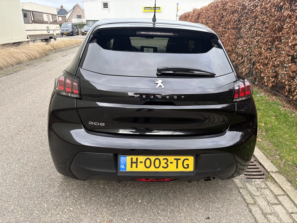 Peugeot 208 – foto 6