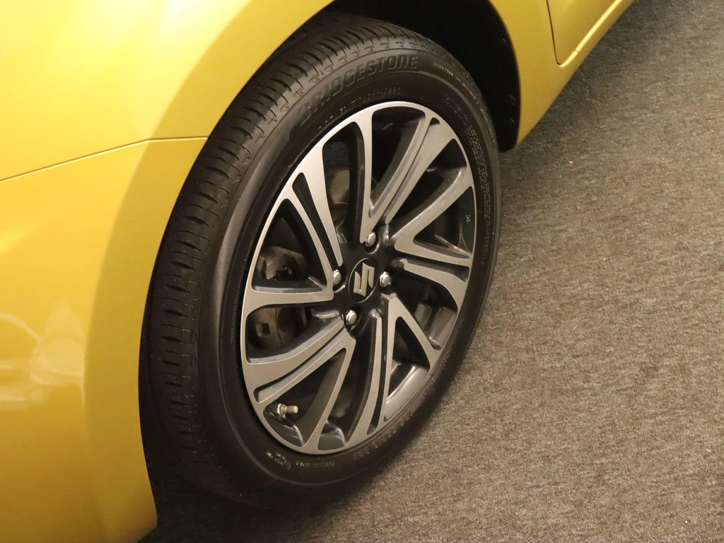 Suzuki Swift – foto 12