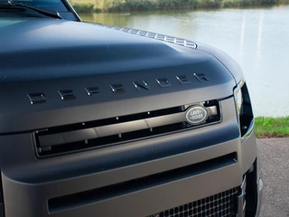 Land Rover Defender – thumbnail 44
