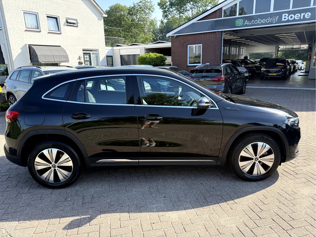 Mercedes-Benz EQA – foto 6