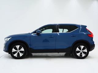 Volvo XC40 – thumbnail 2