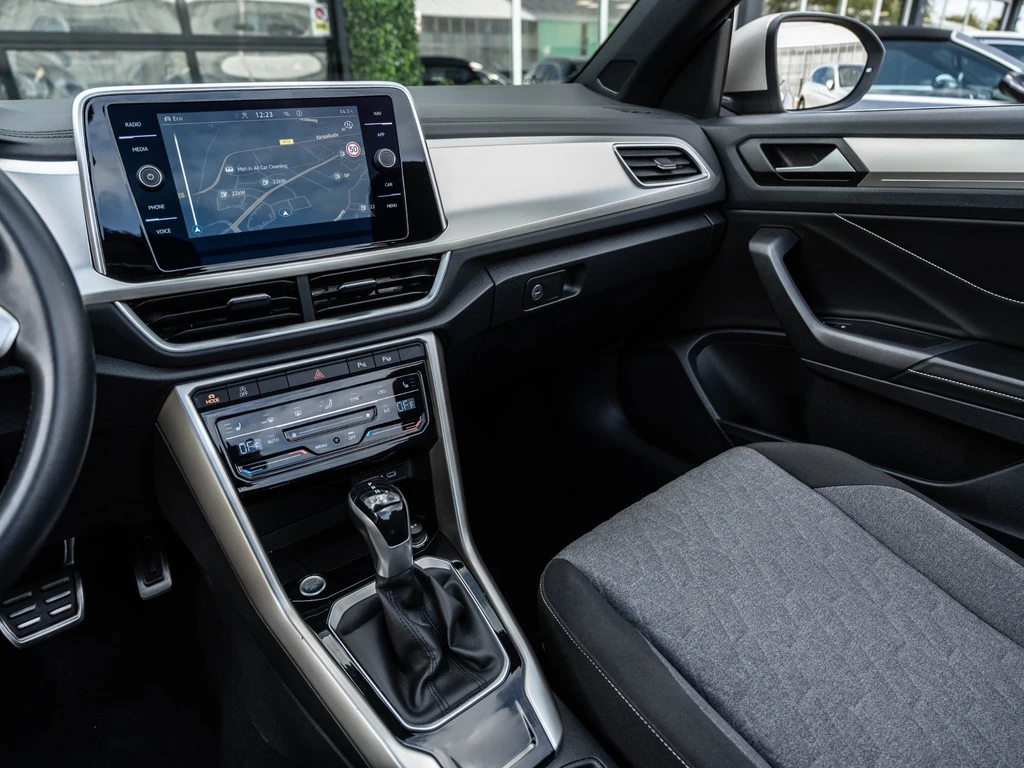 Volkswagen T-Roc – foto 10