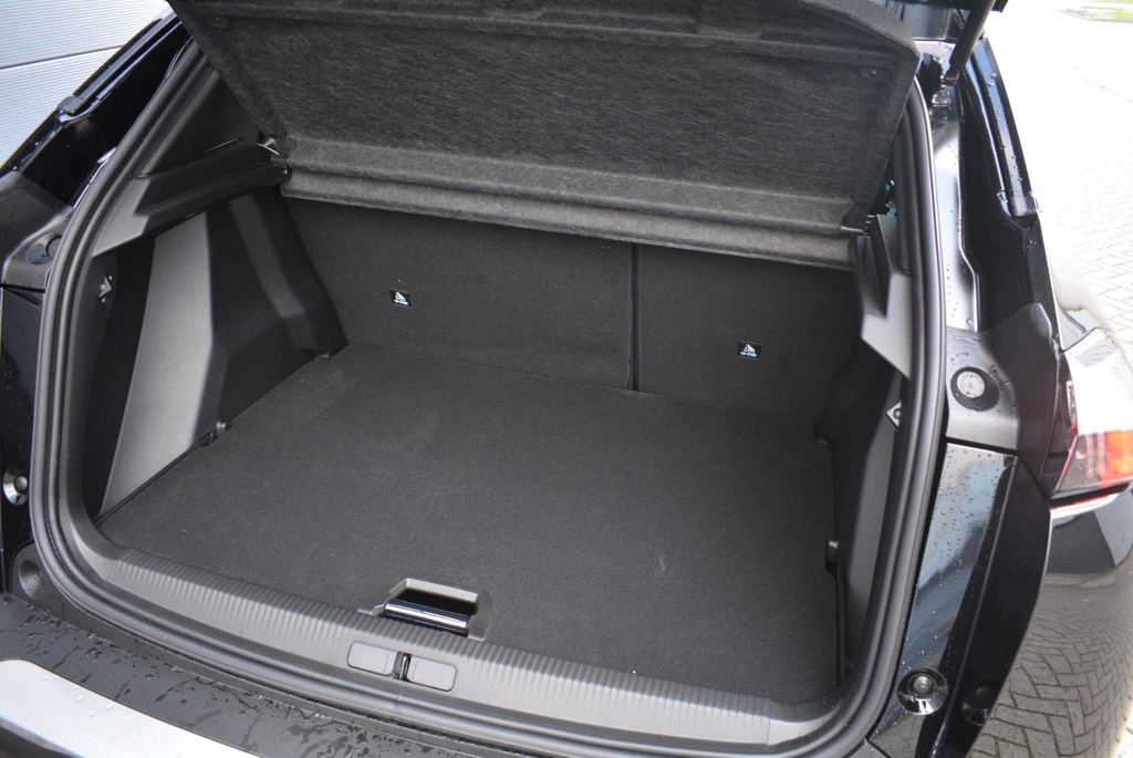 Peugeot e-2008 – foto 14