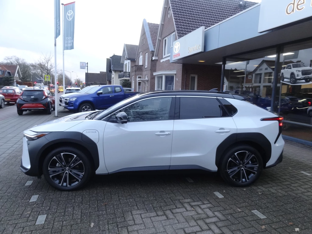 Toyota bZ4X – foto 8