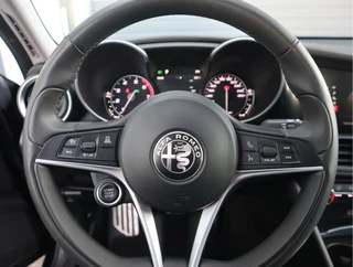 Alfa Romeo Giulia – thumbnail 19