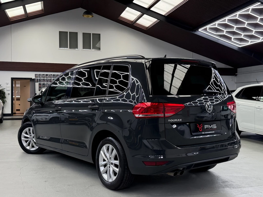Volkswagen Touran – foto 3