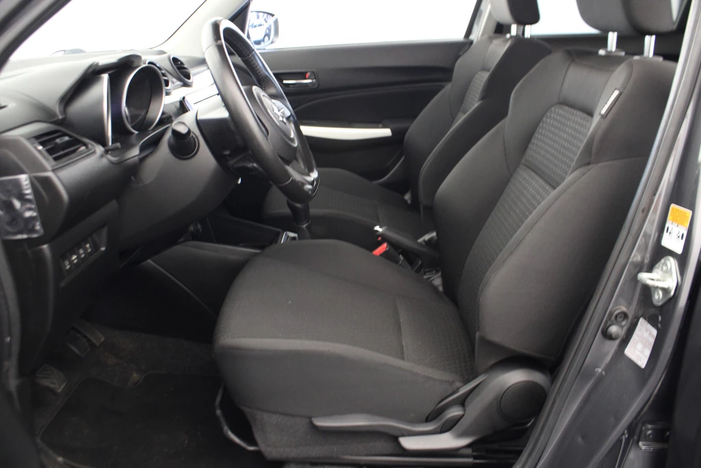 Suzuki Swift – foto 14