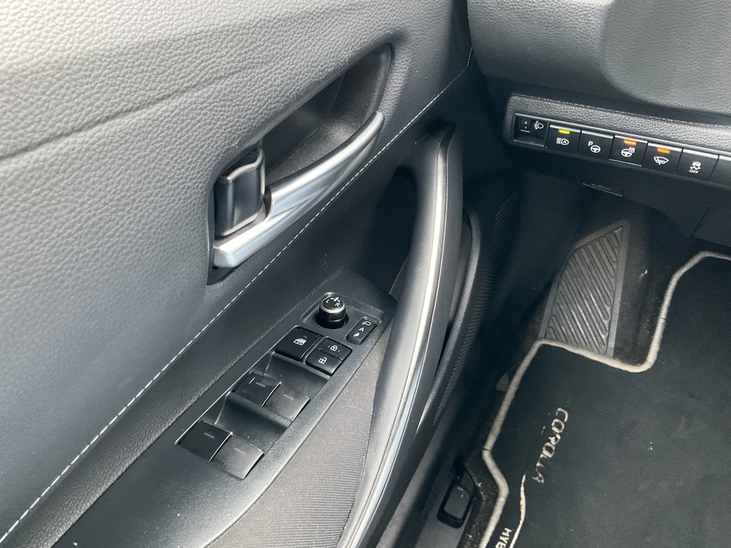 Toyota Corolla Touring Sports – foto 18