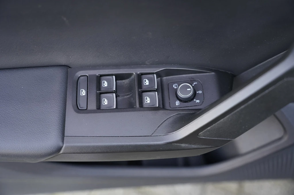 SEAT Leon – foto 15