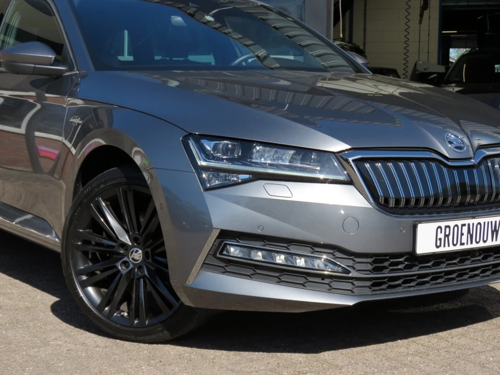 Škoda Superb – foto 11