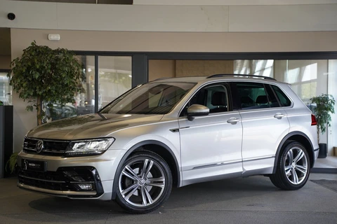 Volkswagen Tiguan 1.5 TSI 150pk DSG R-line Navi Leder PDC