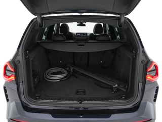 BMW iX3 – thumbnail 11