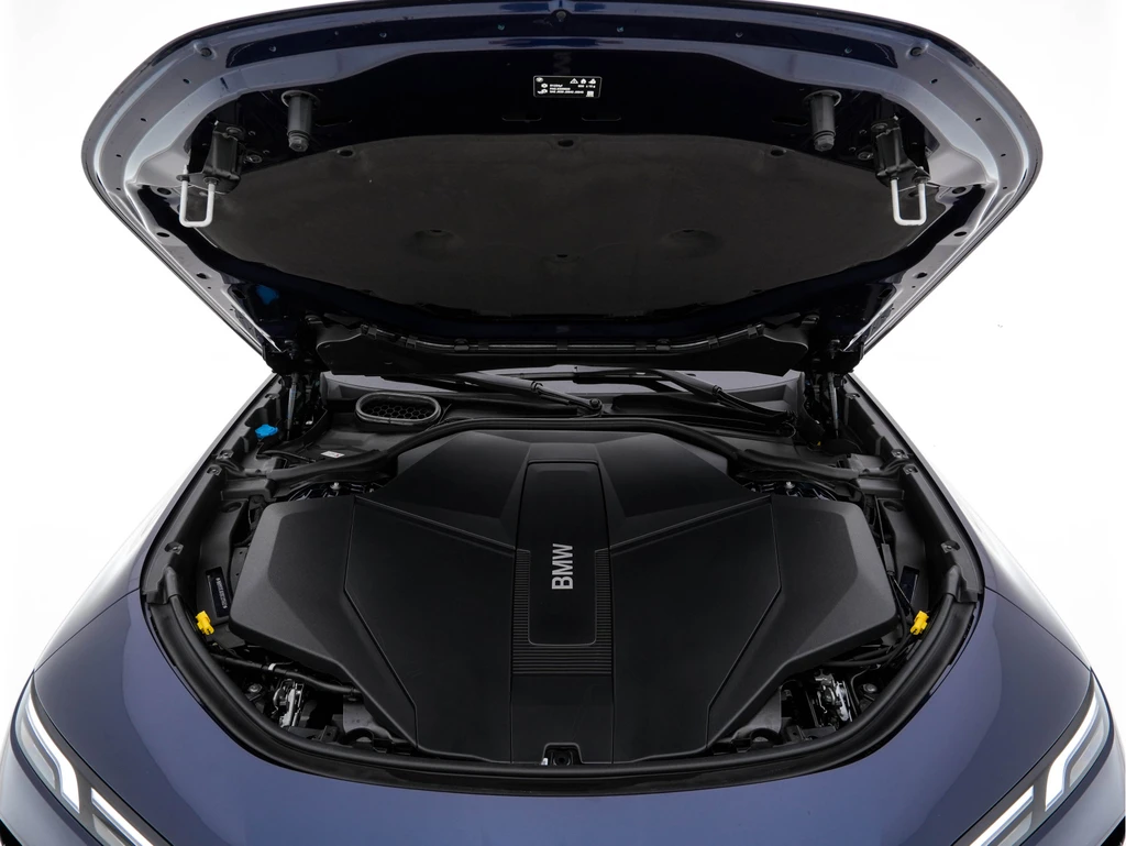 BMW i7 – foto 42