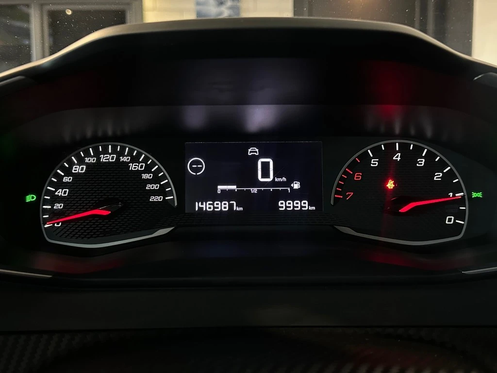 Peugeot 208 – foto 19