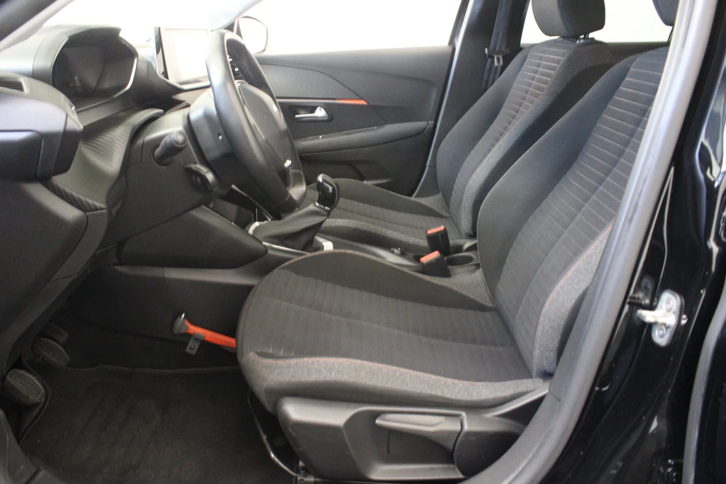 Peugeot 208 – foto 9