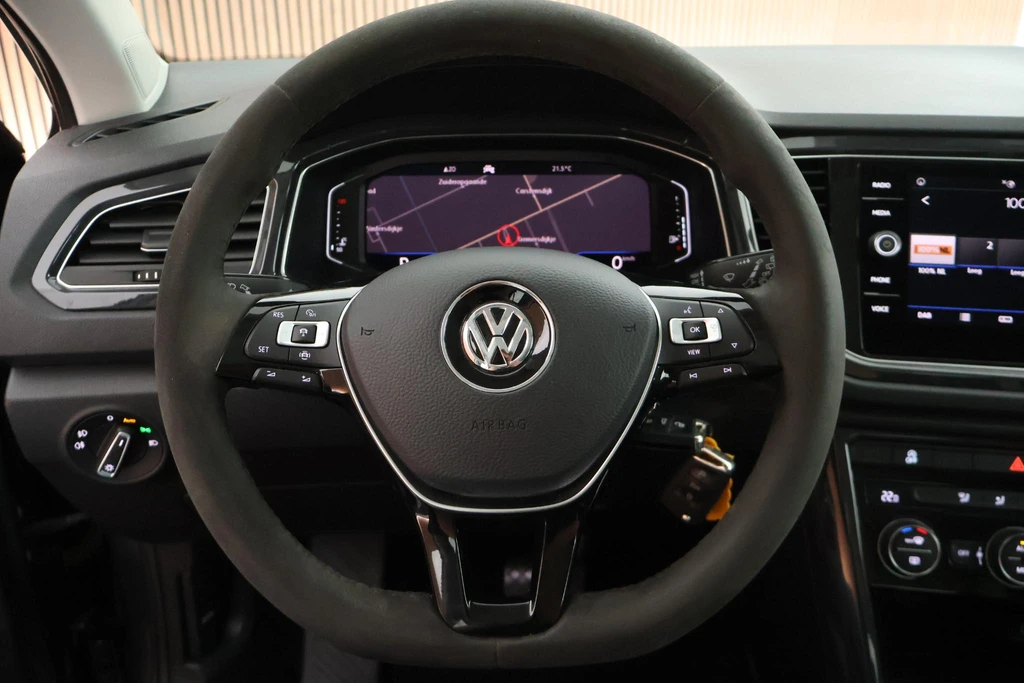 Volkswagen T-Roc – foto 17
