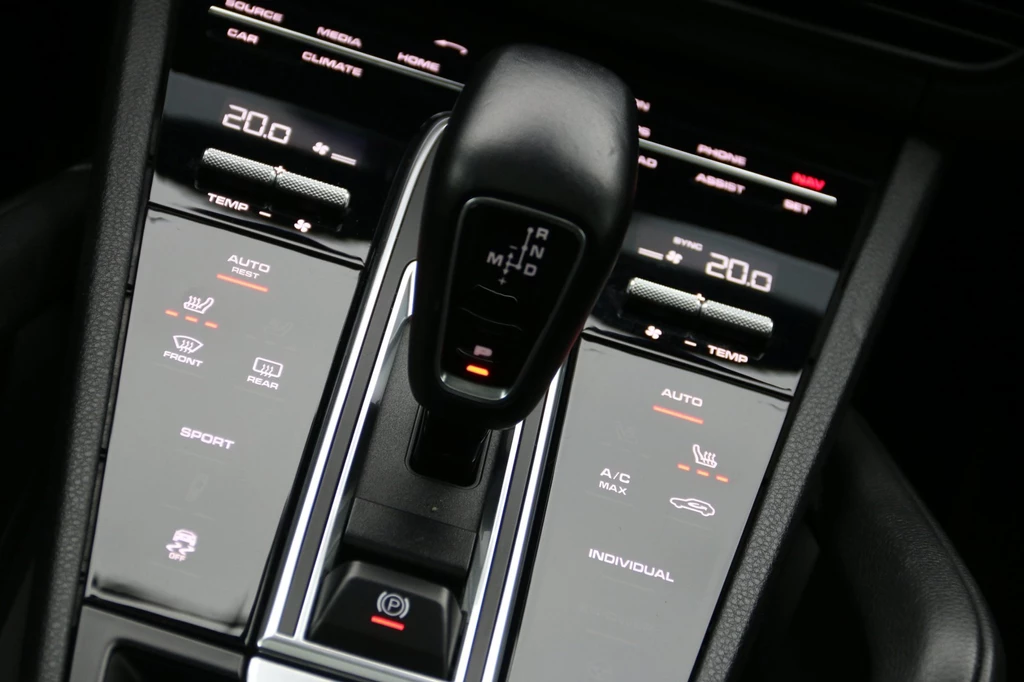 Porsche Cayenne – foto 13