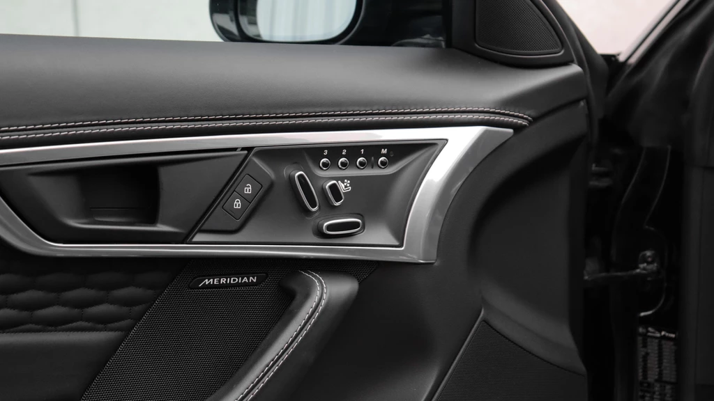 Jaguar F-Type – foto 21