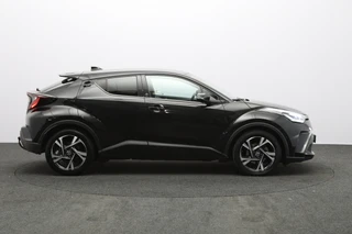 Toyota C-HR – thumbnail 6