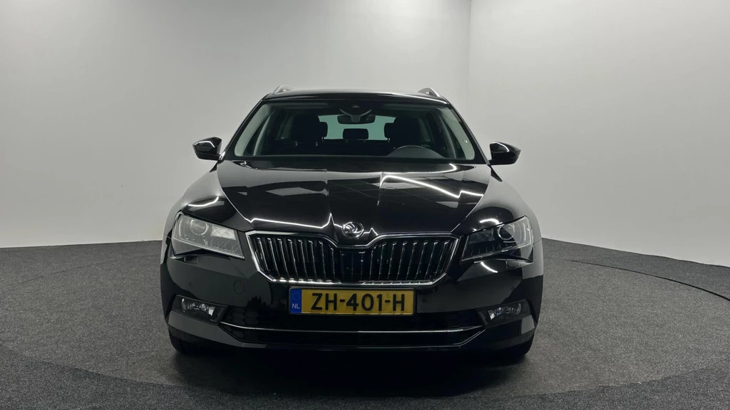 Škoda Superb – foto 8
