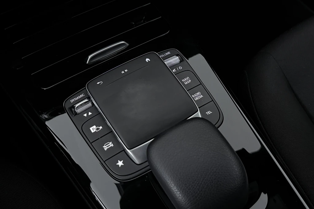 Mercedes-Benz CLA – foto 13