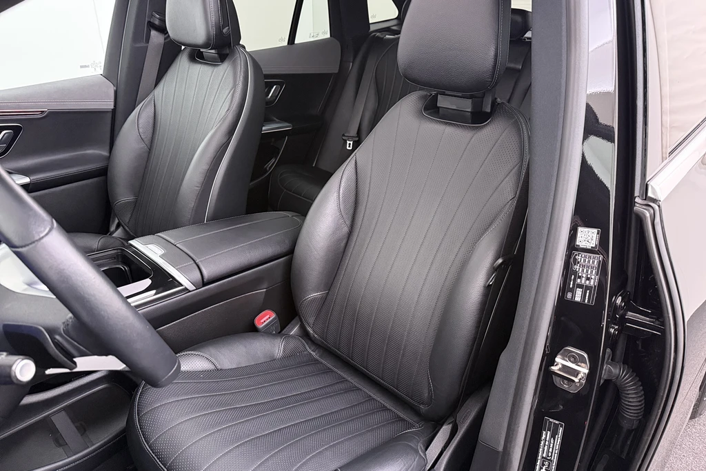 Mercedes-Benz EQE – foto 10