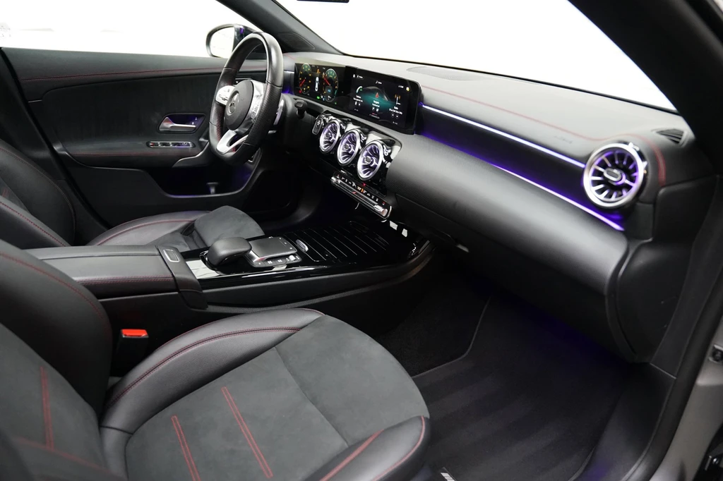Mercedes-Benz CLA – foto 32