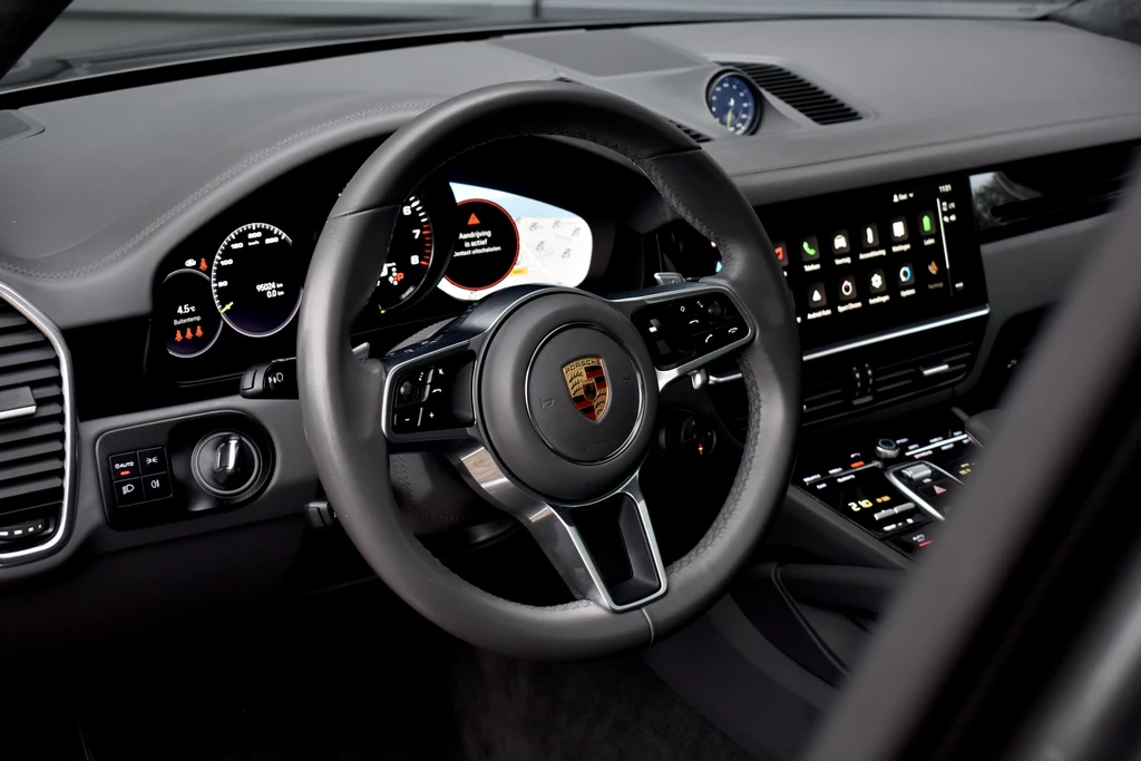 Porsche Cayenne – foto 24