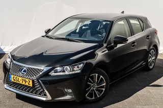 Lexus CT – thumbnail 2
