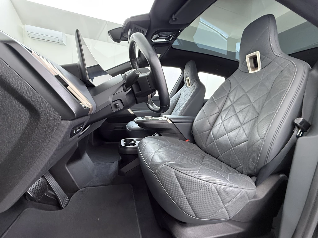 BMW iX – foto 14