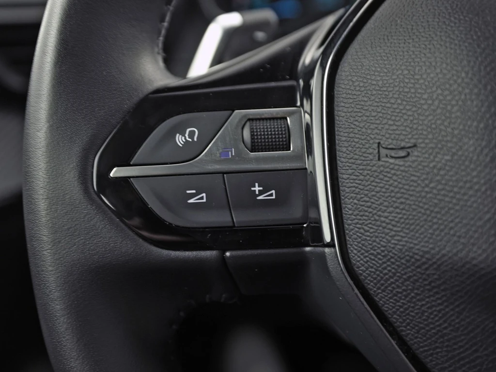 Peugeot 208 – foto 19