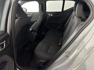 Volvo EX40 – thumbnail 4