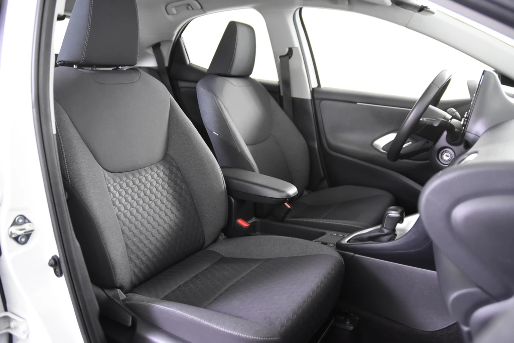 Toyota Yaris – foto 13