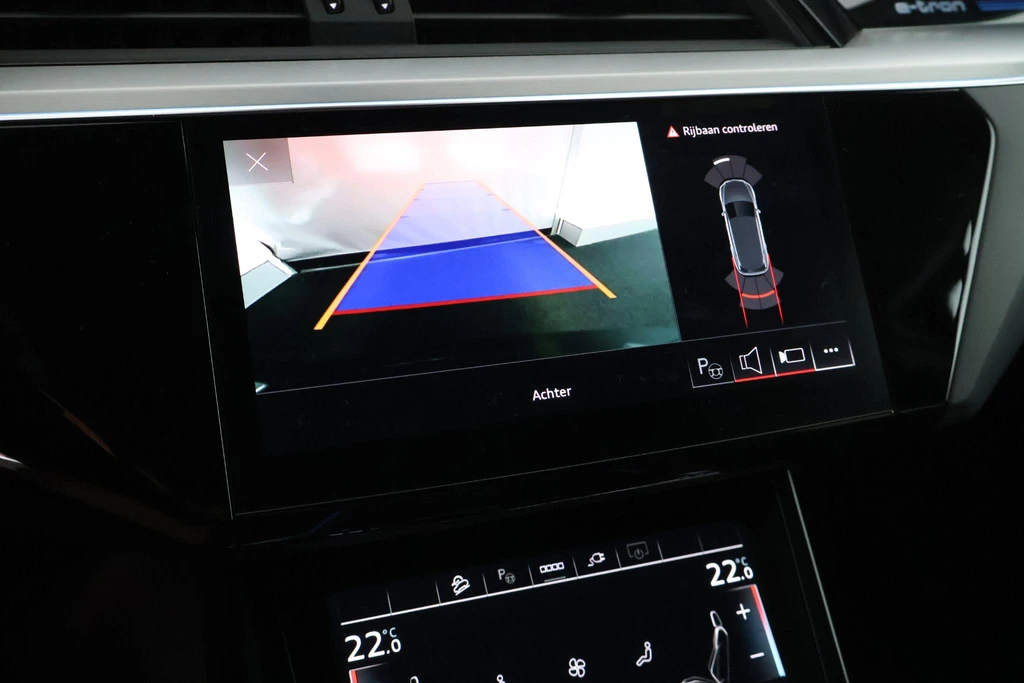 Audi e-tron – foto 9