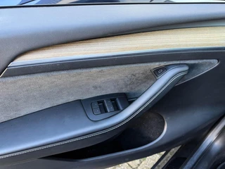 Tesla Model Y – thumbnail 50