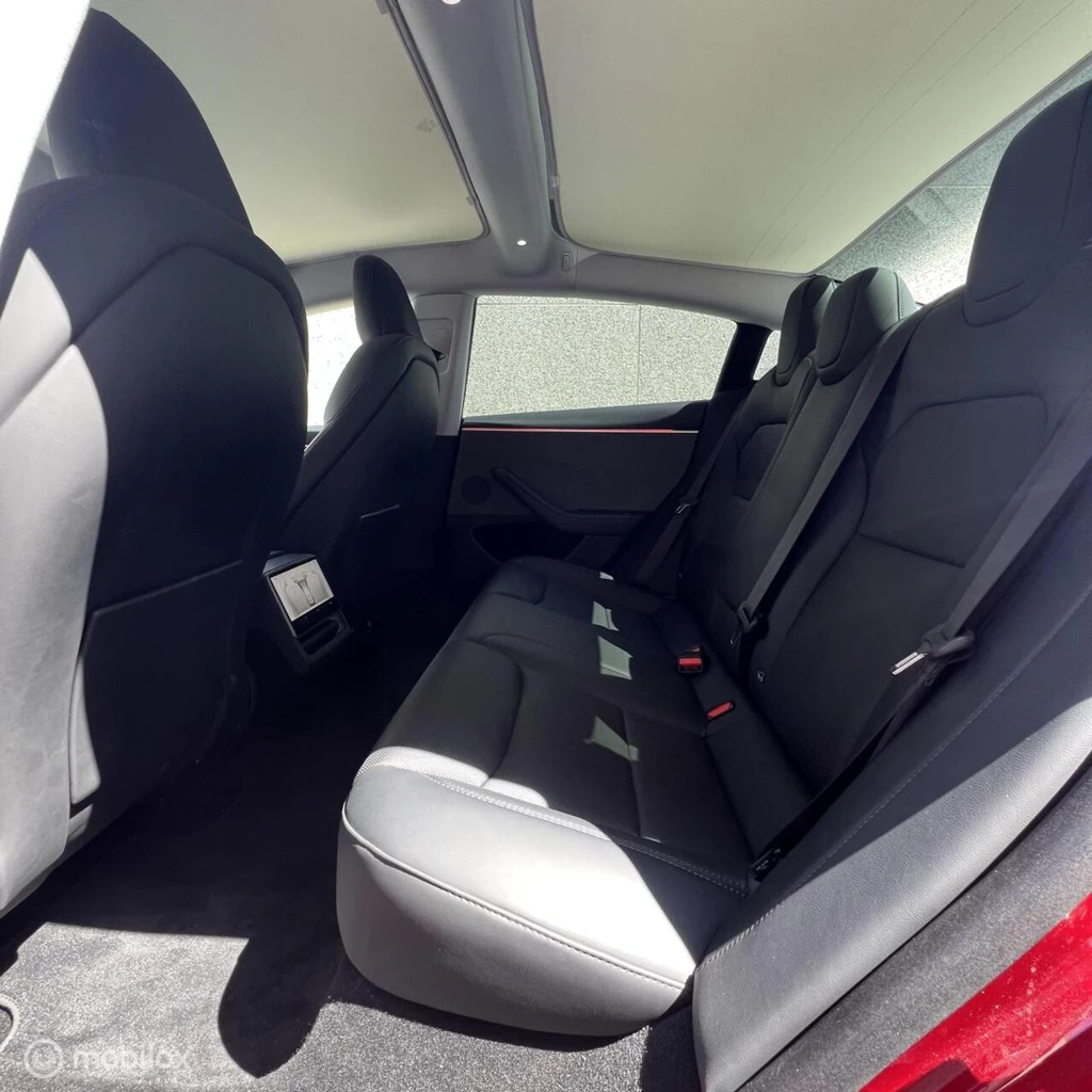 Tesla Model 3 – foto 15