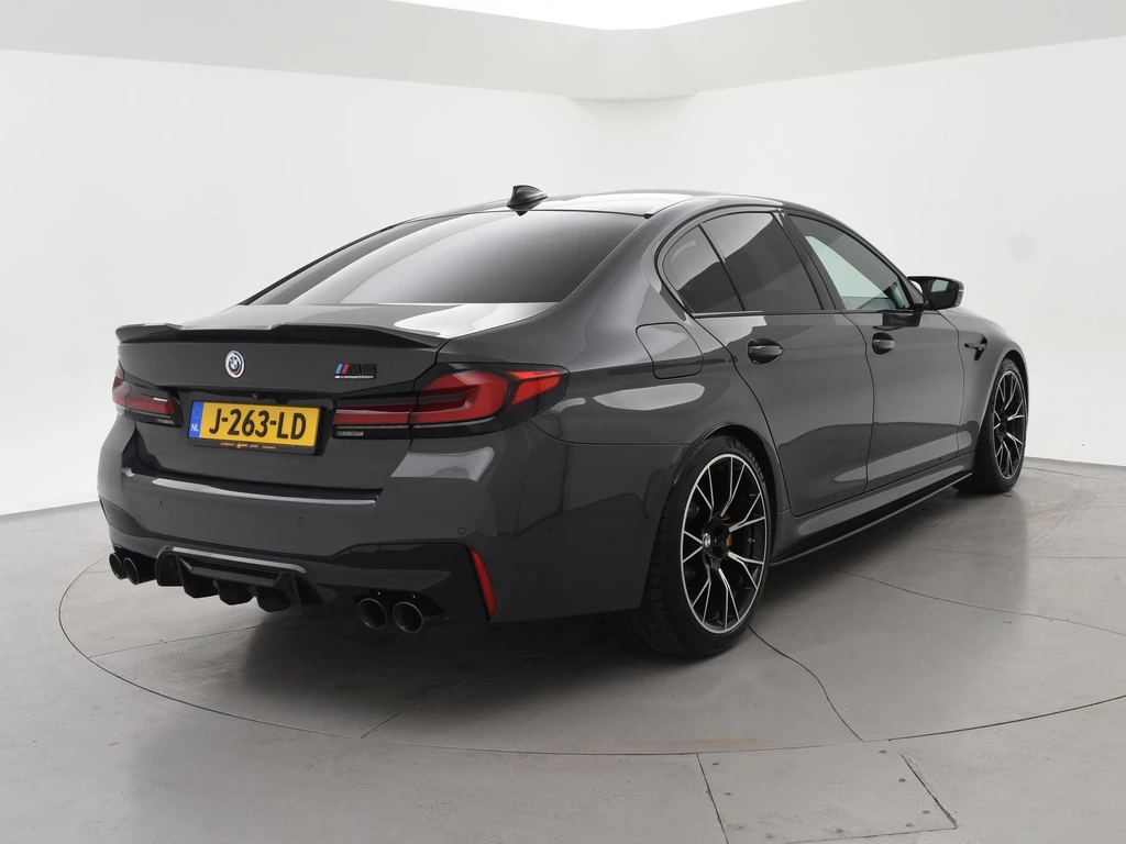 BMW M5 – foto 4