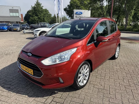Ford B-Max 1.0 EcoBoost Titanium 100pk Trekhaak | Achteruitrijcamera | Voorruitverwarming | Climate control | Cruise control