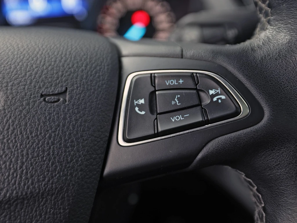 Ford Kuga – foto 24