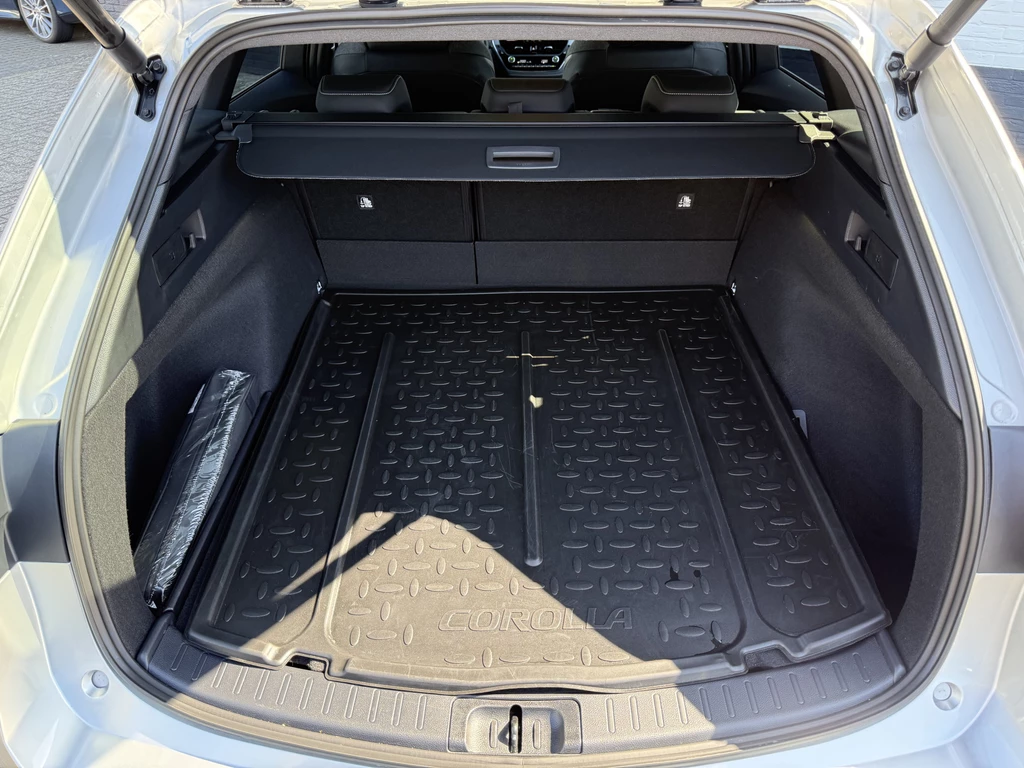 Toyota Corolla Touring Sports – foto 28