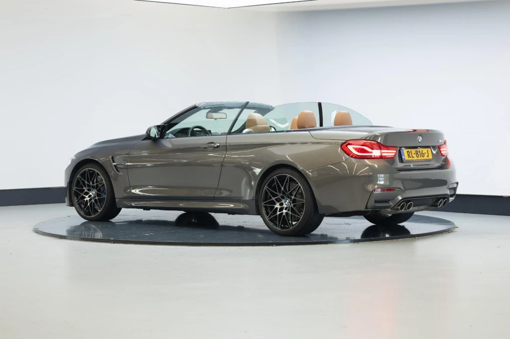 BMW M4 – foto 6