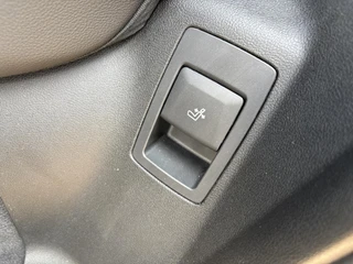 BMW iX3 – thumbnail 33